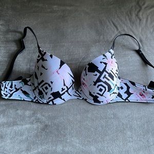 VS push up bra